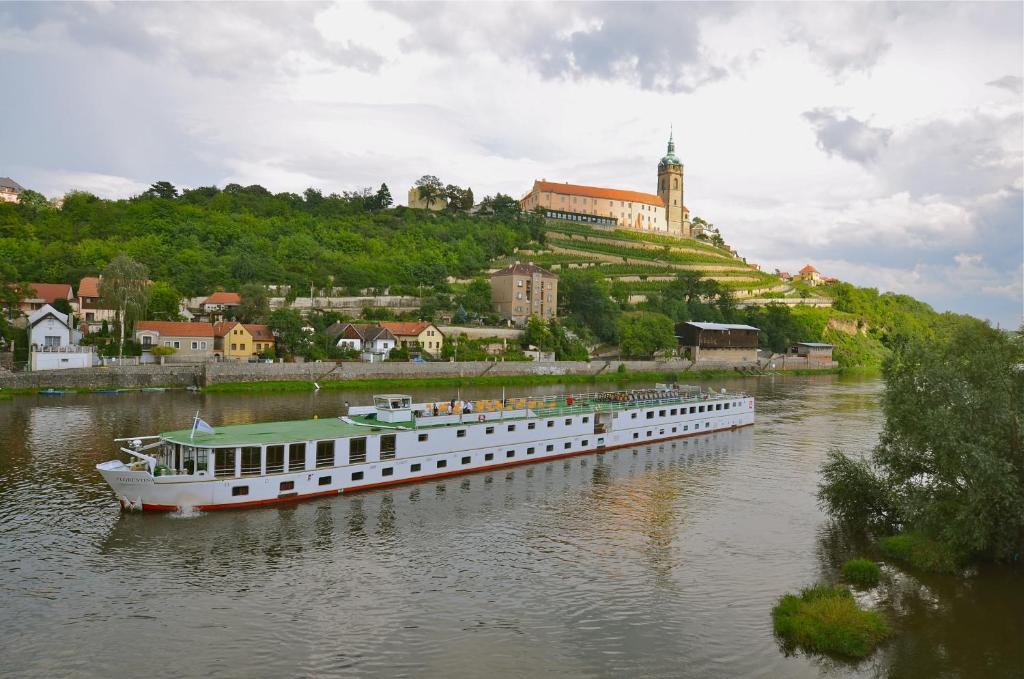 Florentina Boat Praag Buitenkant foto