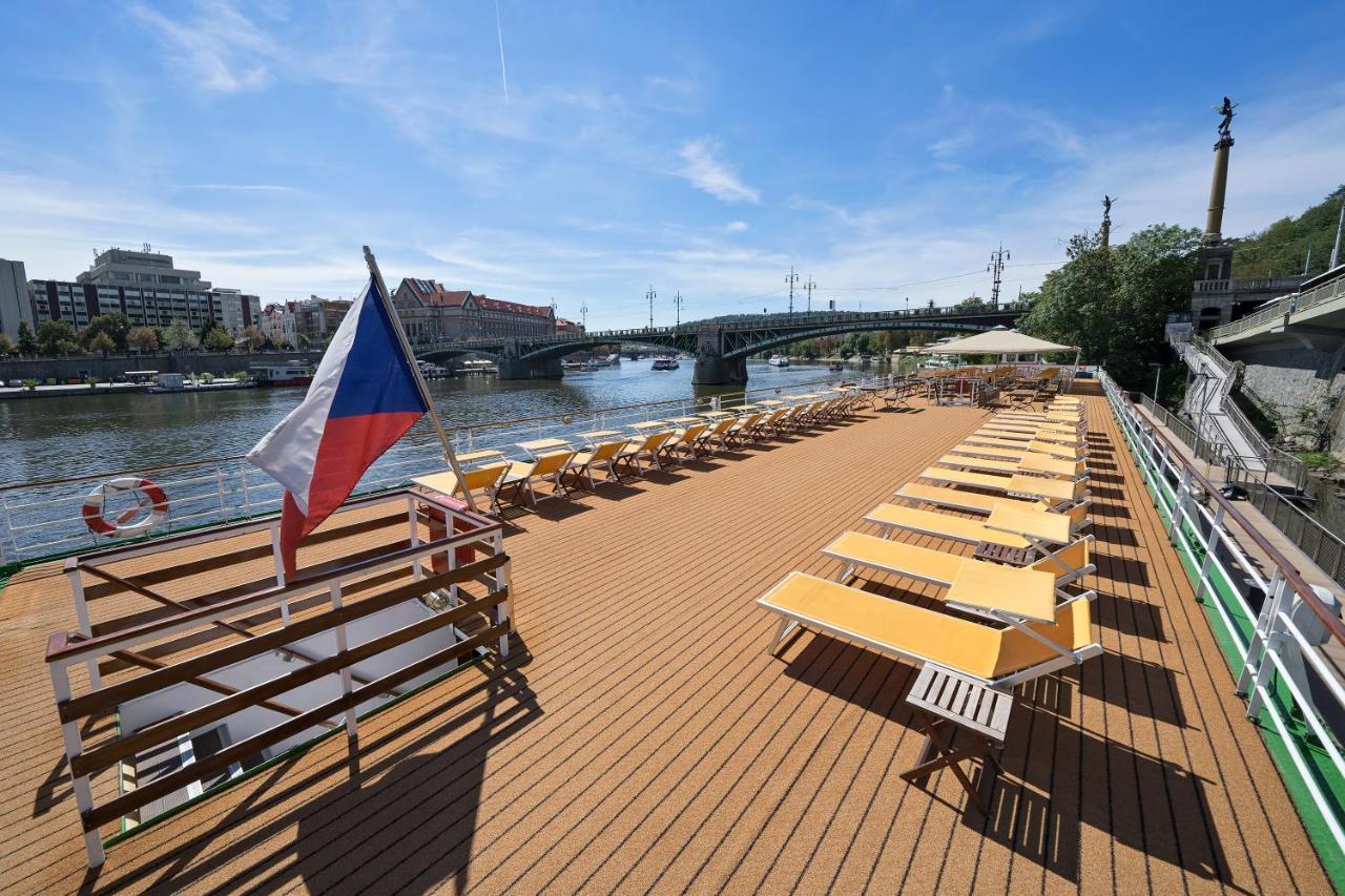 Florentina Boat Praag Buitenkant foto