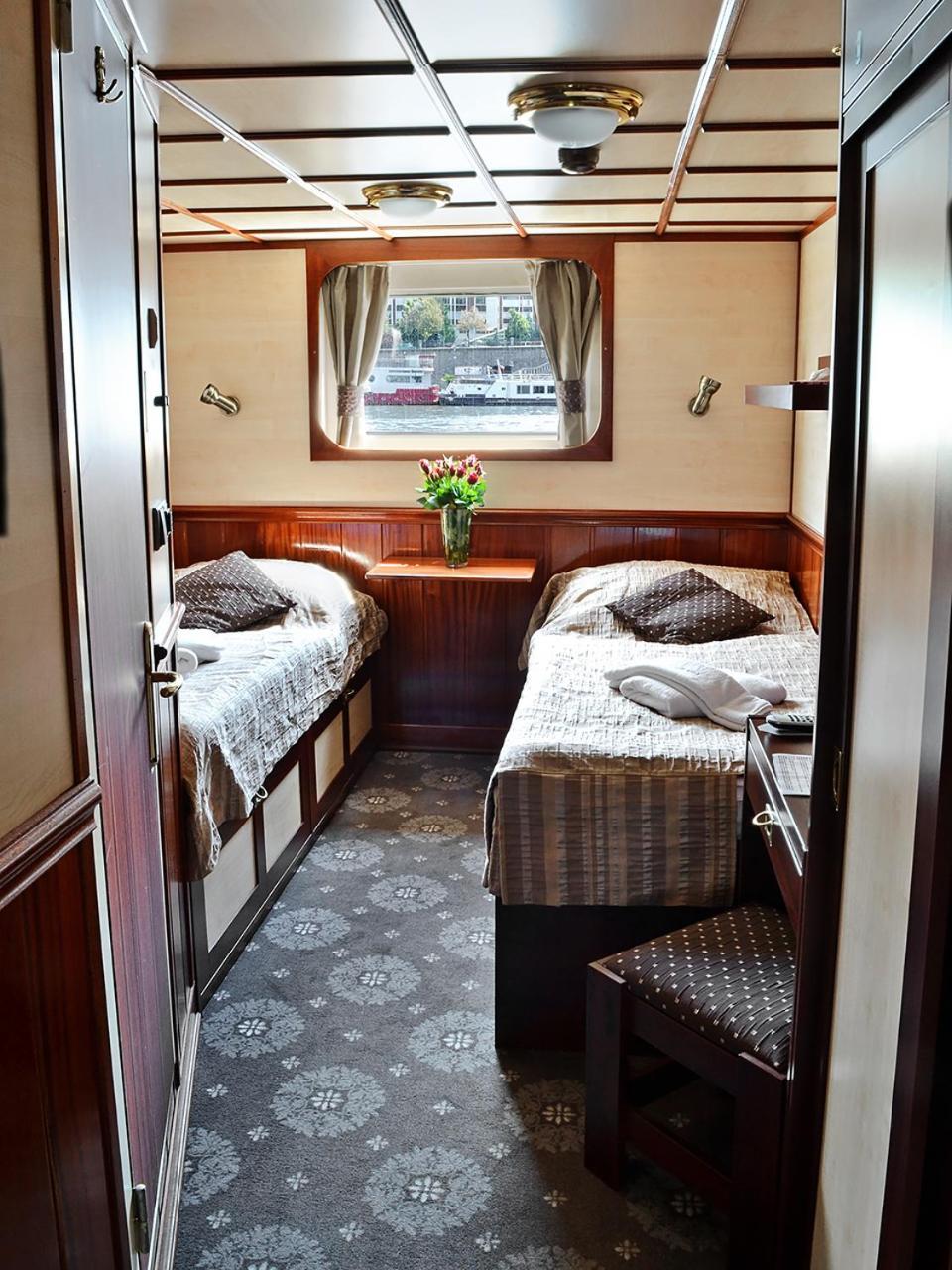 Florentina Boat Praag Buitenkant foto